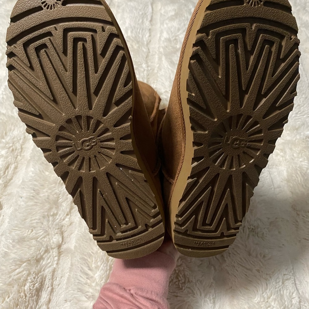 ❄️ UGG boots ❄️ - Picture 4 of 4